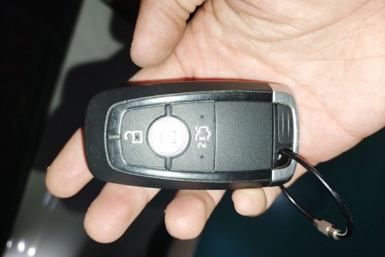 福特 福克斯 2022款 两厢 EcoBoost 180 自动ST Line中控内饰11