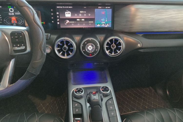 坦克300 2021款 越野版 2.0T 挑战者中控内饰16