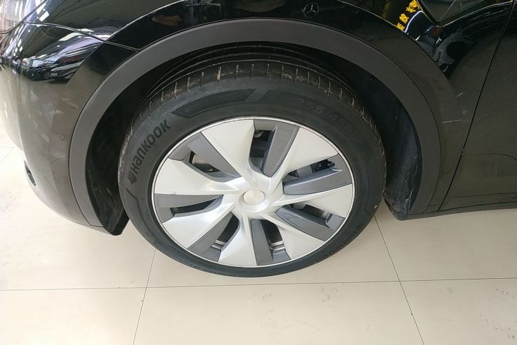 特斯拉 Model Y 2021款 标准续航后驱版车身外观6001