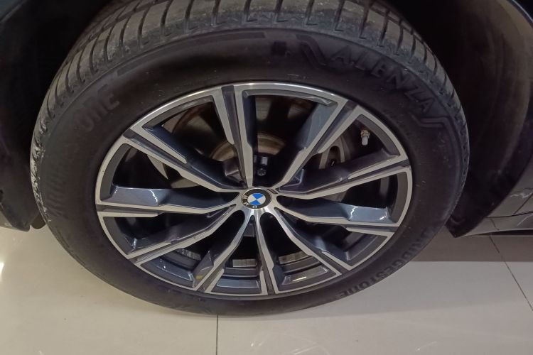 宝马X5(进口) 2020款 xDrive40i M运动套装车身外观6007