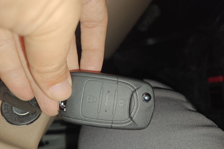 五菱汽车 宏光MINIEV 2025款 四门版 进阶款中控内饰11