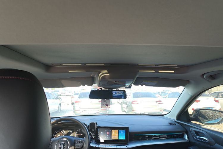 名爵 MG5 2023款 180DVVT CVT豪华版中控内饰22