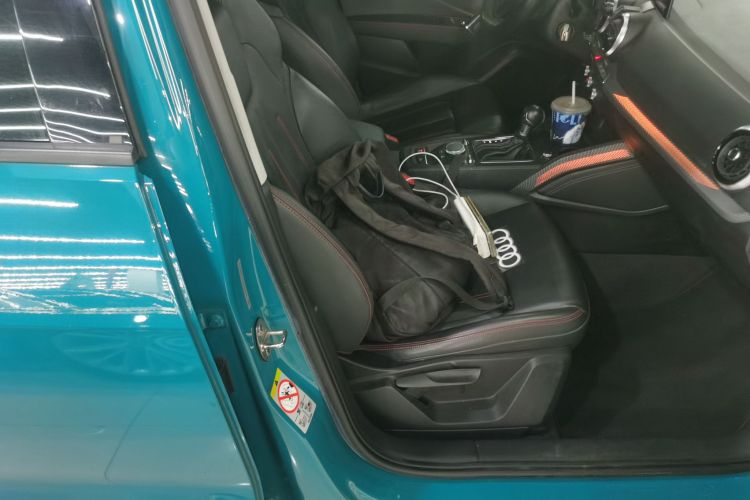 奥迪Q2L 2022款 35 TFSI 进取动感型局部细节41