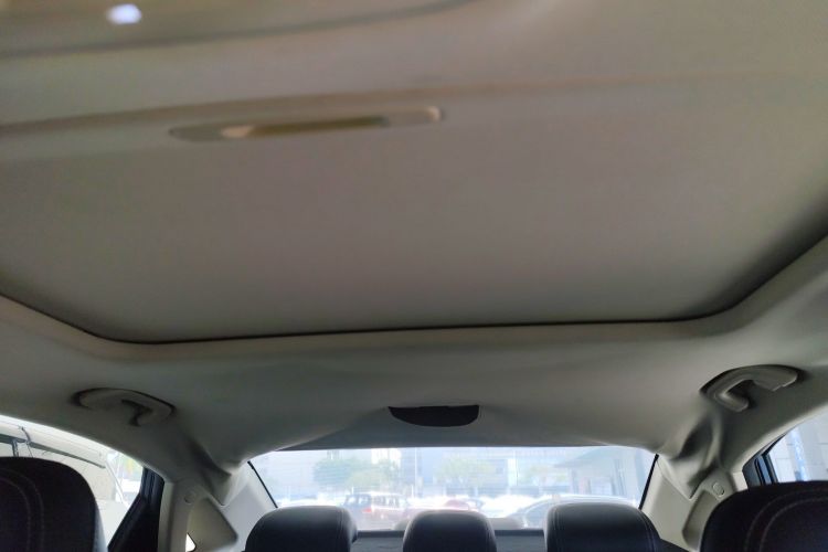 吉利汽车 帝豪GL 2017款 1.8L DCT精英型局部细节22