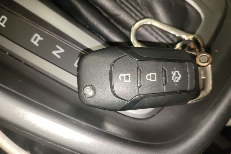 福特 福睿斯 2017款 幸福版 1.5L 自动时尚型中控内饰11