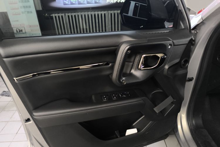 哈弗大狗 PLUS 新能源 2023款 DHT-PHEV 105km 潮电版Plus中控内饰47