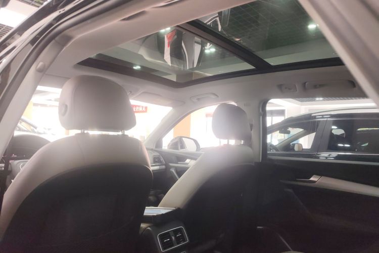 奥迪Q5L 2020款 改款 40 TFSI 荣享进取型中控内饰22