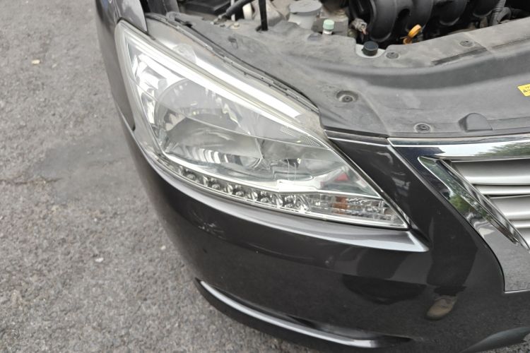 日产 轩逸 2014款 1.6XV CVT尊享版车身外观8