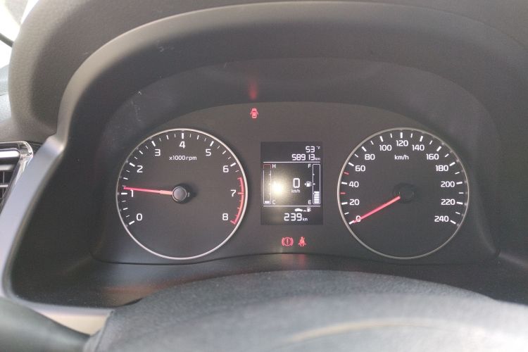 起亚 福瑞迪 2019款 1.6L 手动舒适版 国VI中控内饰14