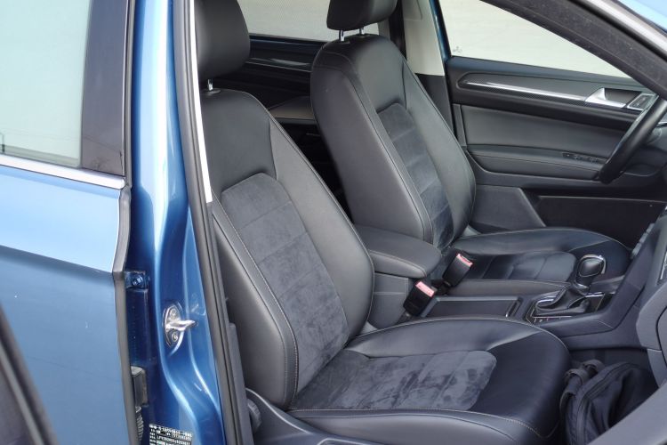 大众 高尔夫·嘉旅 2018款 280TSI 自动豪华型局部细节41