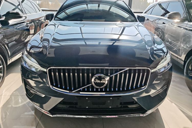 沃尔沃XC60 2023款 B5 四驱智逸豪华版车身外观2
