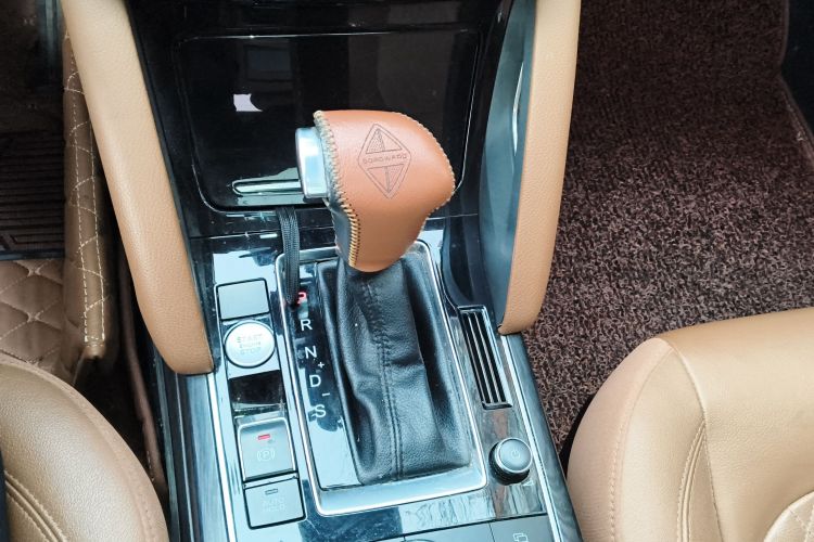 宝沃BX7 2016款 28T 两驱豪华版 5座中控内饰18