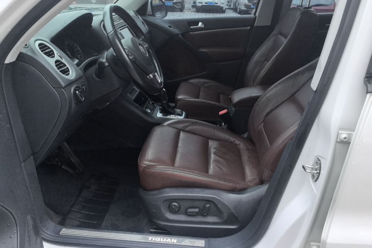 大众 途观 2015款 1.8TSI 自动两驱豪华型中控内饰19