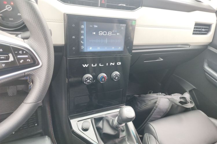 五菱汽车 五菱征程 2021款 1.5T 手动豪华型中控内饰16