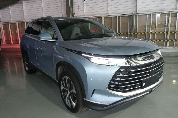 比亚迪 护卫舰07 2023款 DM-i 100KM 旗舰型车身外观6002