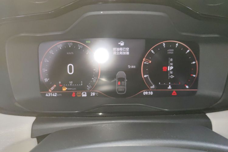 领克02 2022款 2.0TD DCT耀Pro中控内饰14