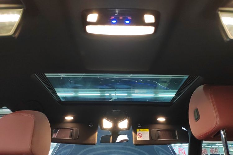 宝马5系 2022款 改款二 525Li M运动套装中控内饰22