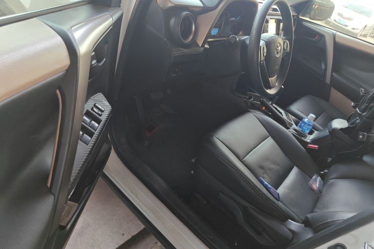丰田 RAV4荣放 2015款 2.0L CVT两驱风尚版中控内饰20