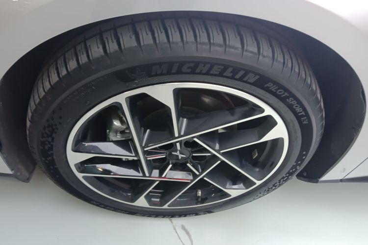 小鹏P7+ 2024款 超长续航 Max车身外观6007