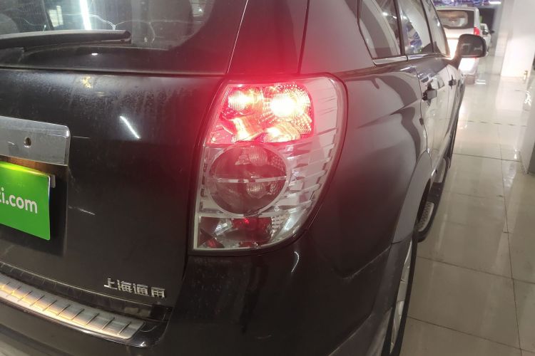 雪佛兰 科帕奇 2014款 2.4L 两驱城市版 7座车身外观6006