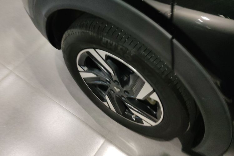 哪吒汽车 哪吒X 2023款 500 Lite车身外观6008