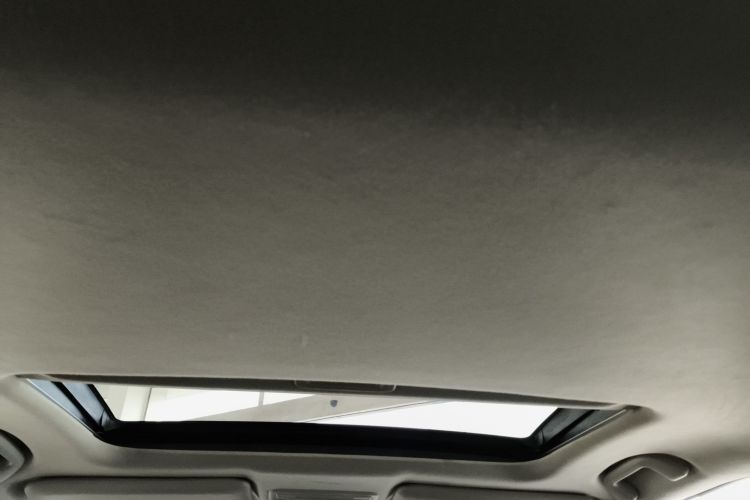 本田 思域 2016款 220TURBO CVT豪华版局部细节22