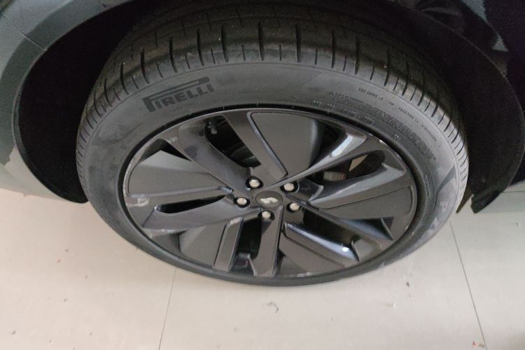 理想汽车 理想L6 2024款 Pro车身外观6008