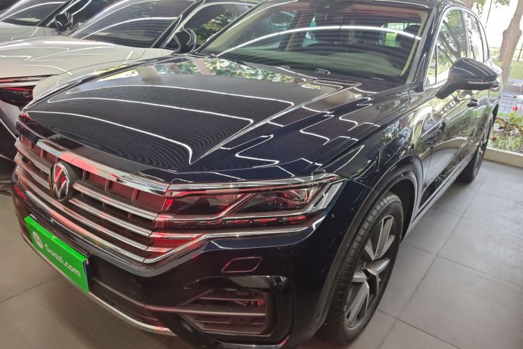 大众 途锐  3.0TSI 锐享版 经典运动套装车身外观1