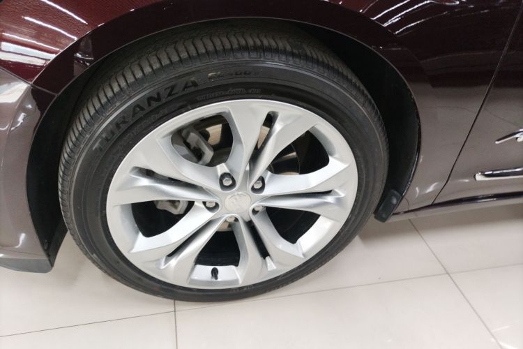 别克 君越 2022款 Avenir艾维亚 先享型车身外观6004