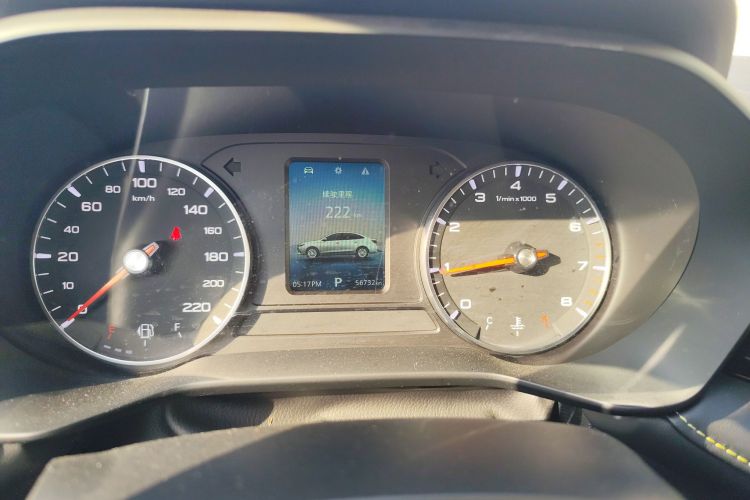 荣威i5 2021款 1.5L CVT铂金版局部细节14