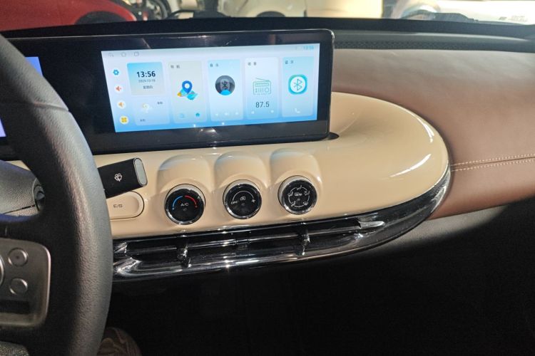 五菱汽车 五菱缤果 2024款 333km 悦享款中控内饰16