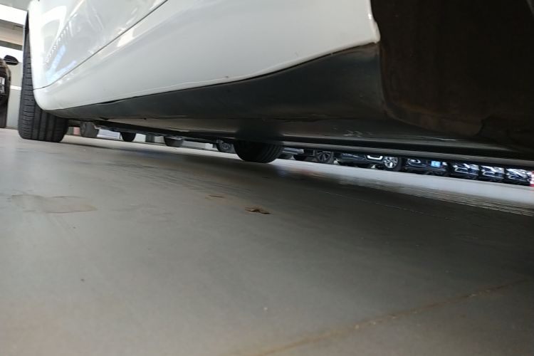 特斯拉 Model 3(进口) 2019款 标准续航后驱升级版(60度)局部细节9002