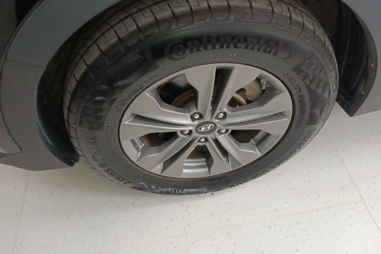 现代 胜达 2015款 2.0T 自动两驱舒适型 5座车身外观6007