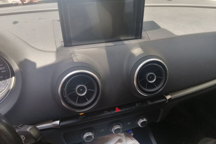 奥迪A3 2016款 Limousine 35 TFSI 领英型局部细节16