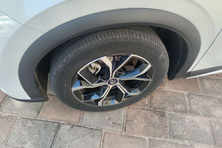 比亚迪 元PLUS 2022款 430KM 尊贵型车身外观6007