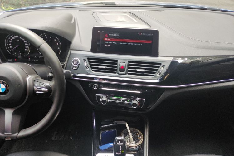 宝马1系 2020款 120i M运动套装中控内饰16