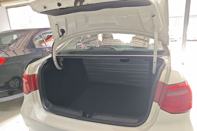 大众 捷达 2015款 1.6L 自动舒适型局部细节23