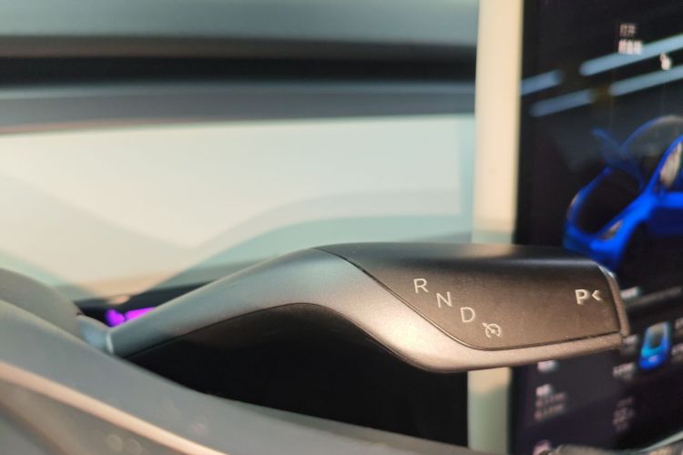 特斯拉 Model Y 2021款 长续航全轮驱动版局部细节18