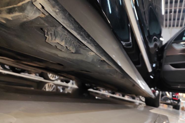 宝马7系 2018款 730Li 领先型 卓越套装局部细节9001