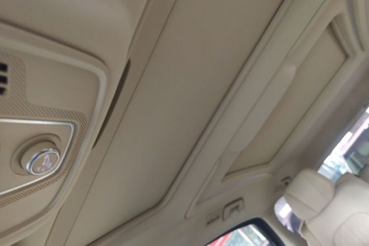 别克GL8 2022款 ES陆尊 653T 旗舰型中控内饰22