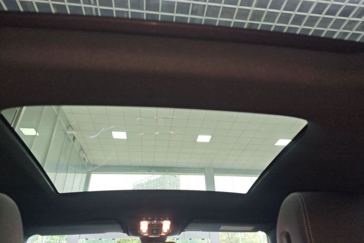 奔驰A级 2020款 改款 A 200 L 运动轿车时尚型局部细节22