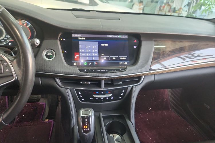 凯迪拉克CT6 2019款 28T 豪华型中控内饰16