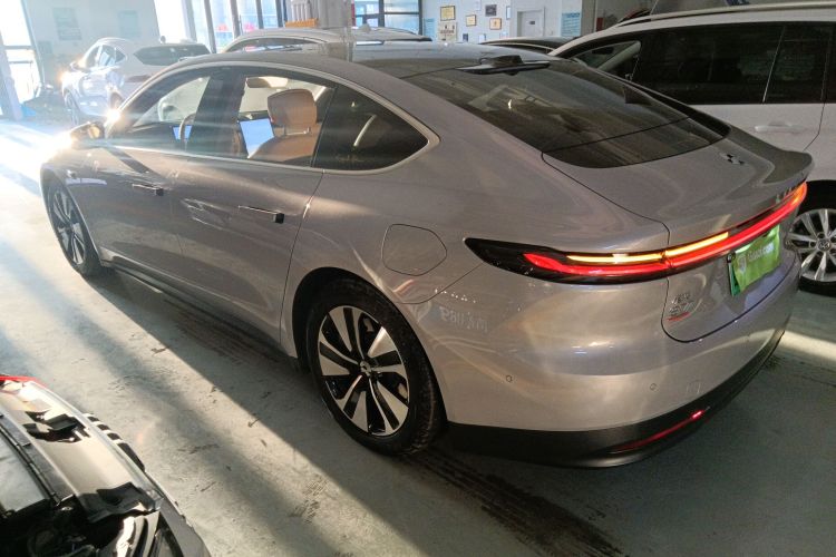 蔚来ET7 2023款 75kWh车身外观6003