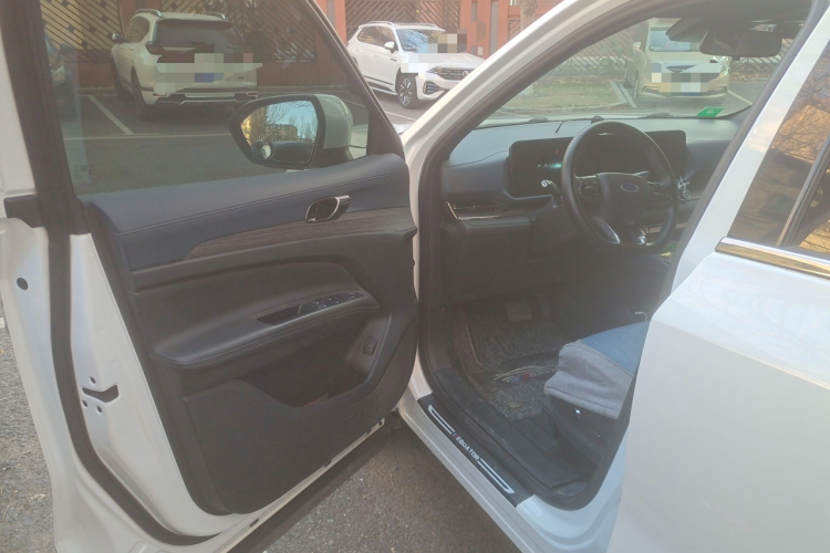 福特 领睿 2022款 改款 EcoBoost 170 尊领型PLUS中控内饰20