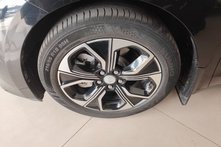 红旗E-QM5 2021款 网约充电 基础版 5座车身外观6007