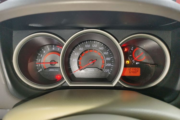 日产 轩逸 2012款 经典 1.6XE 手动舒适版中控内饰14