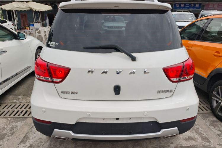 哈弗H1 2016款 红标 1.5L AMT舒适型车身外观6