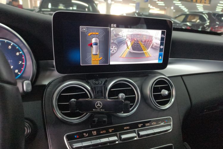 奔驰C级(进口) 2020款 C 260 旅行轿车中控内饰16