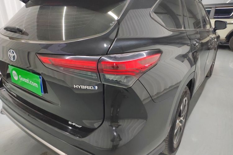 丰田 皇冠陆放 2021款 2.5L HEV四驱精英版车身外观6006