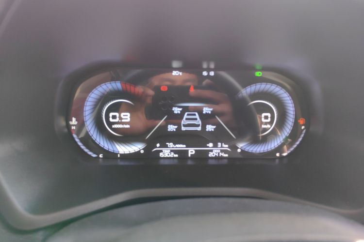 吉利汽车 帝豪 2023款 第4代冠军版 1.5L CVT尊贵型中控内饰14